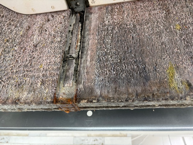 名古屋市熱田区 公共施設 業務用エアコン Before